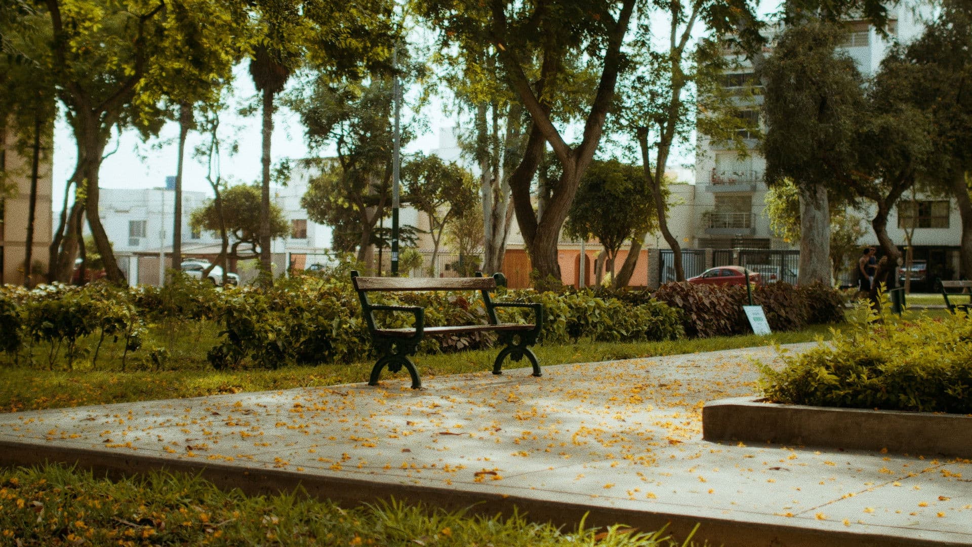 Poster backdrop for El Instante