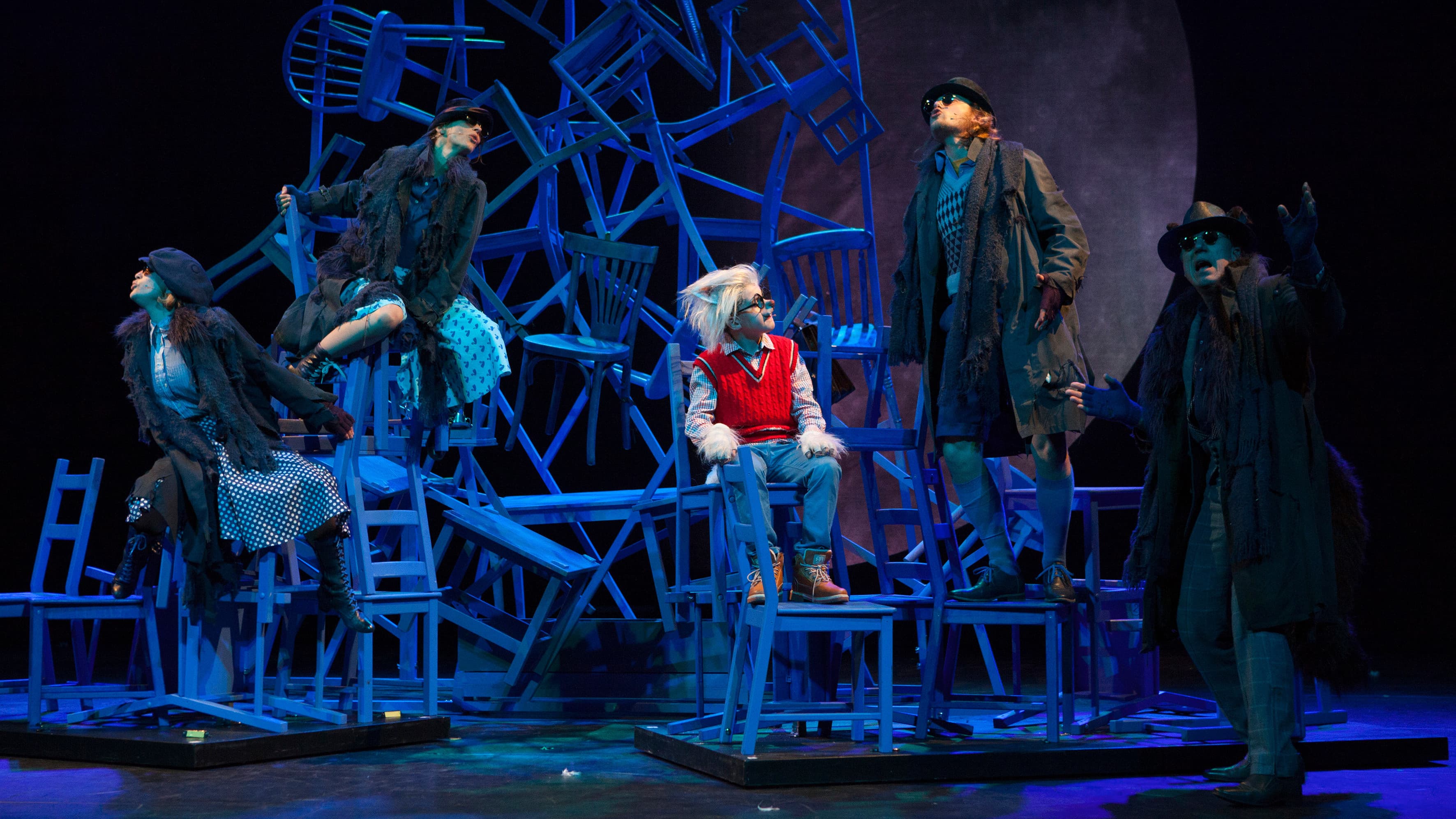 Poster backdrop for Dolfje Weerwolfje musical!