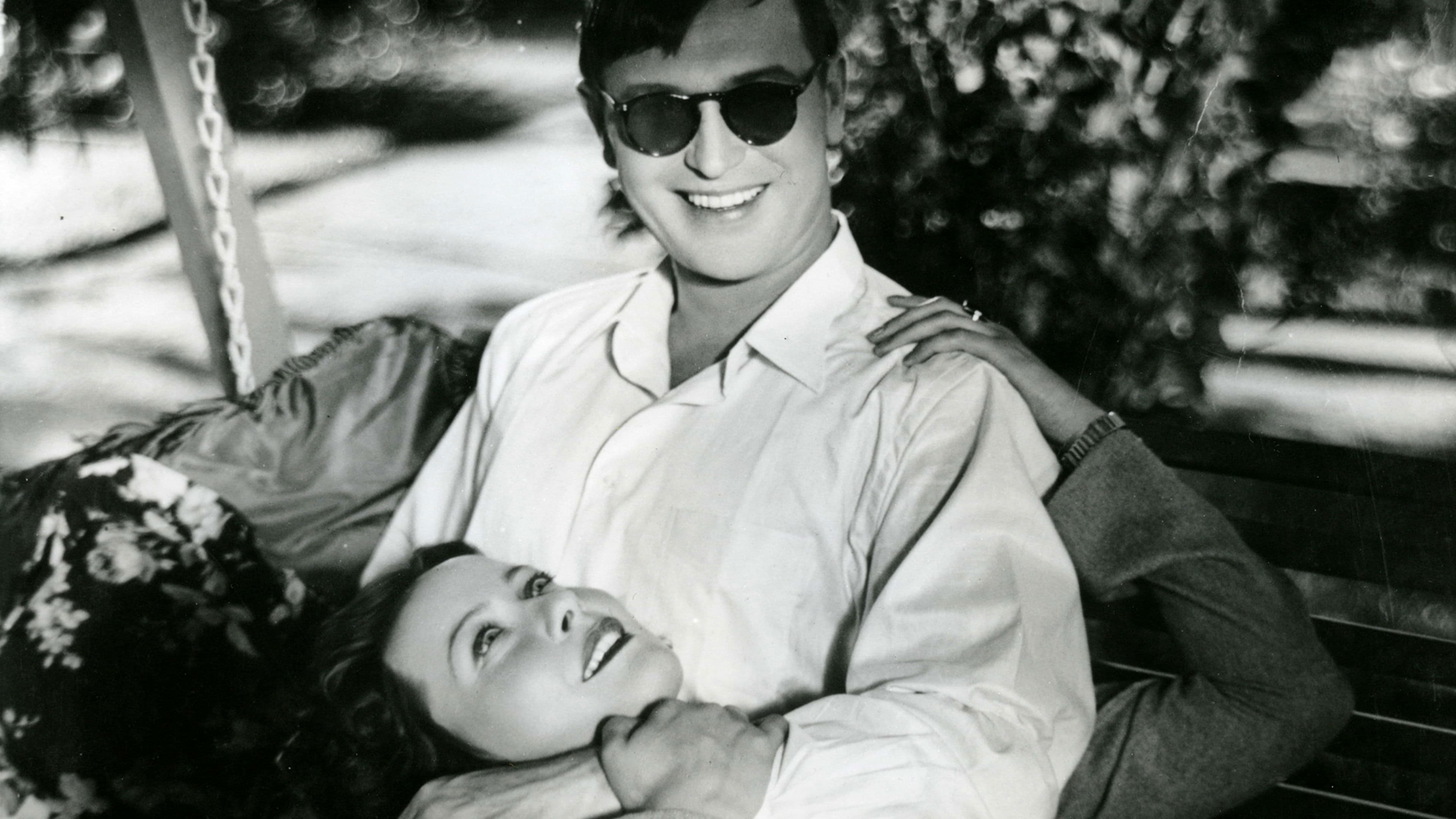 Poster backdrop for Antreas ja syntinen Jolanda