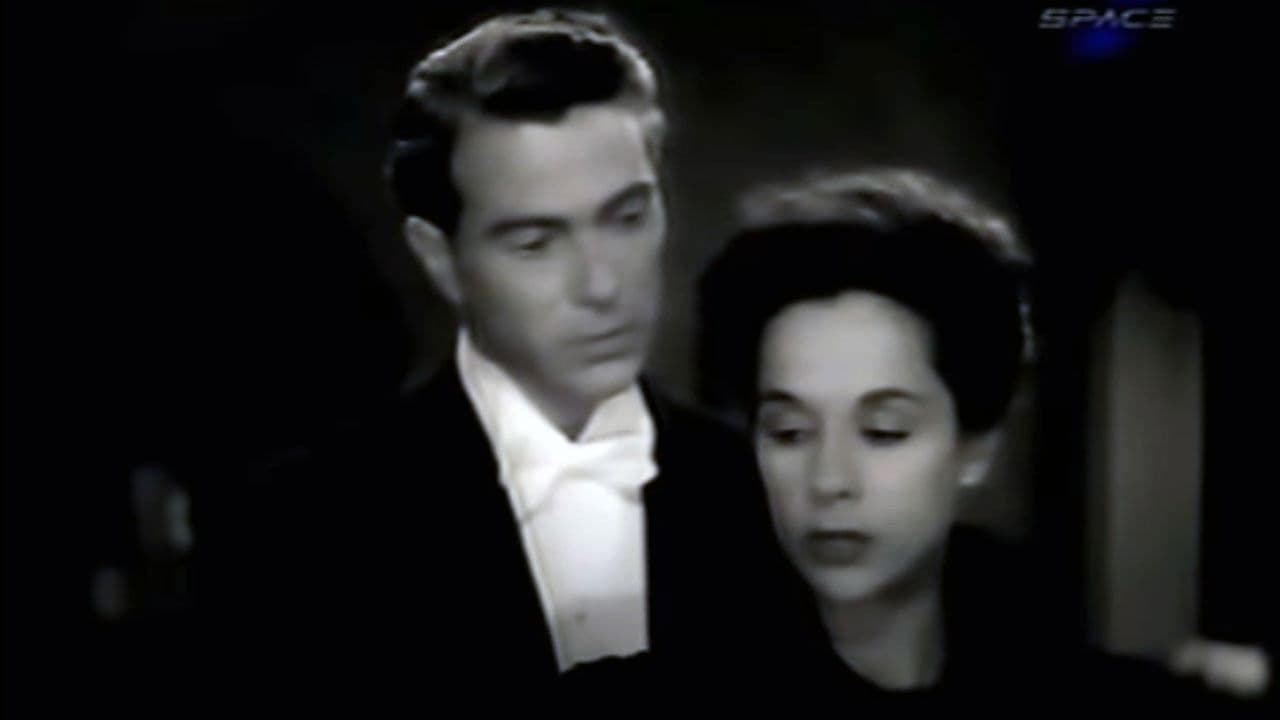 Poster backdrop for Casa de muñecas