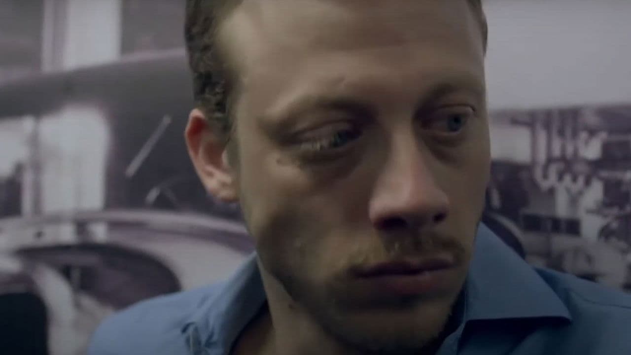 Poster backdrop for Cauce