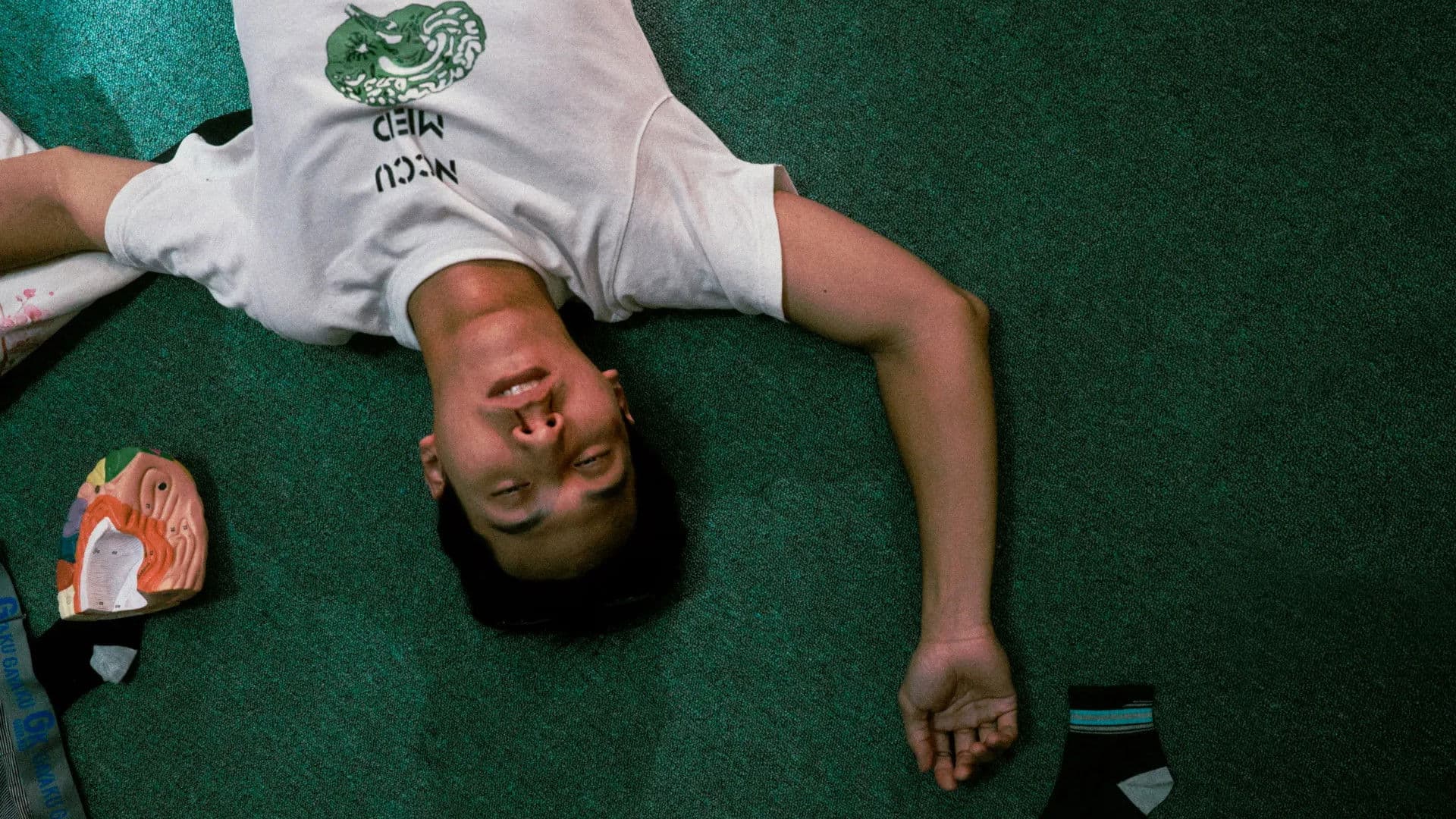 Poster backdrop for 暈