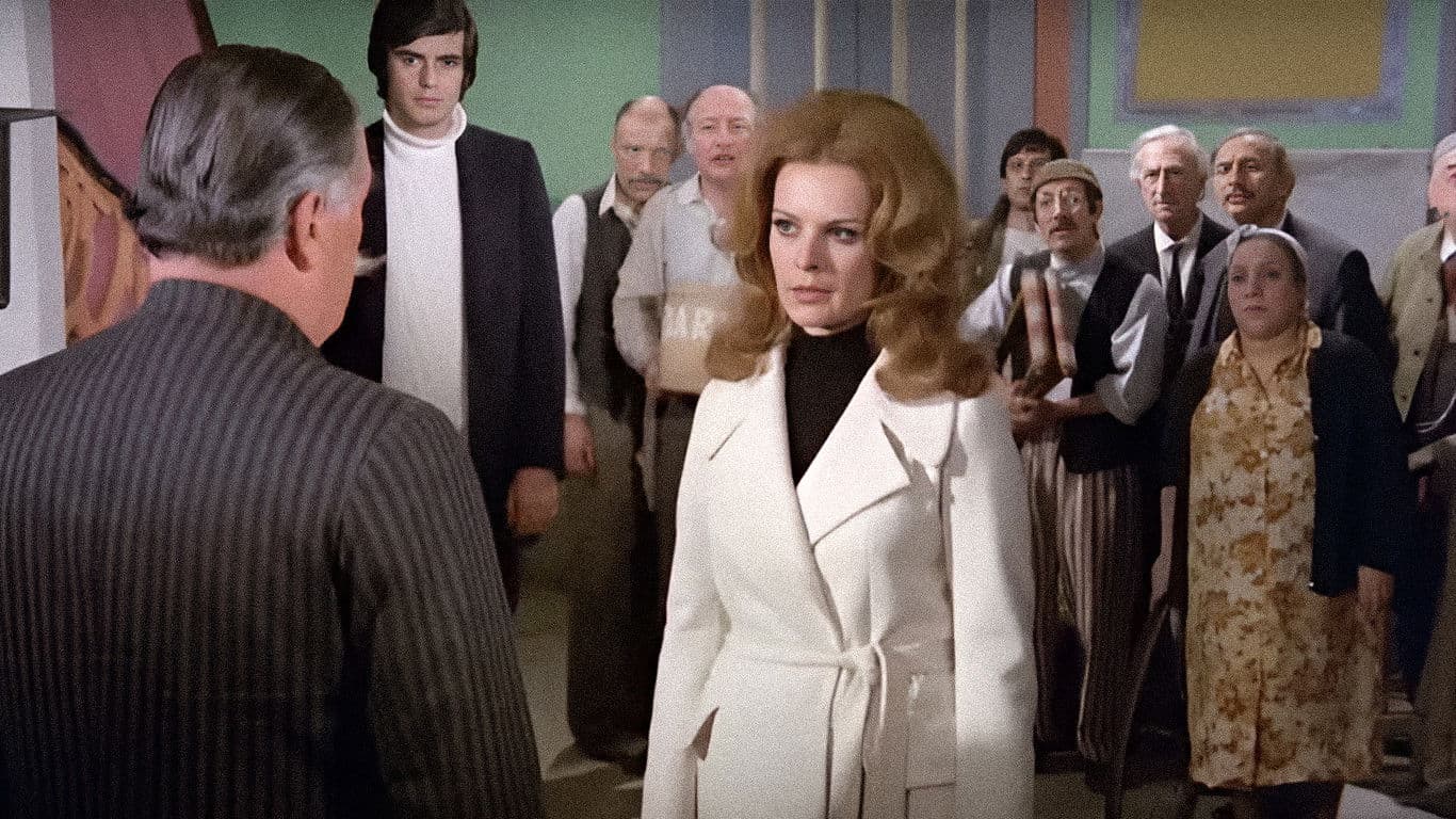 Poster backdrop for Sev Kardeşim