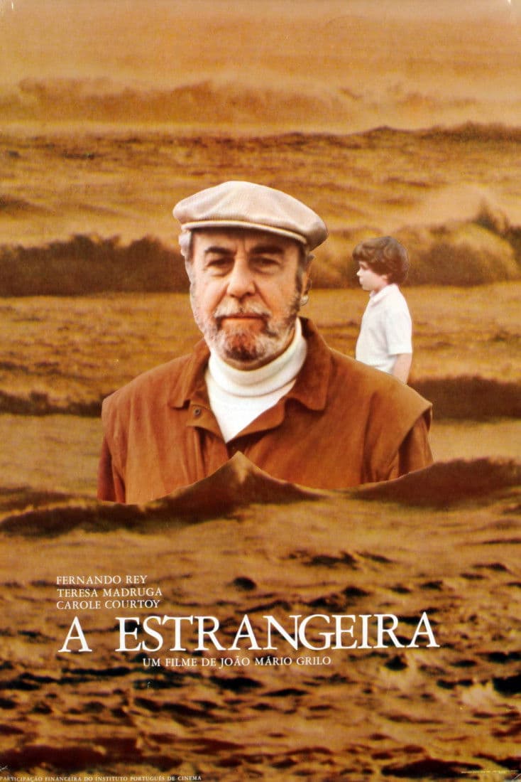 Poster backdrop for A Estrangeira