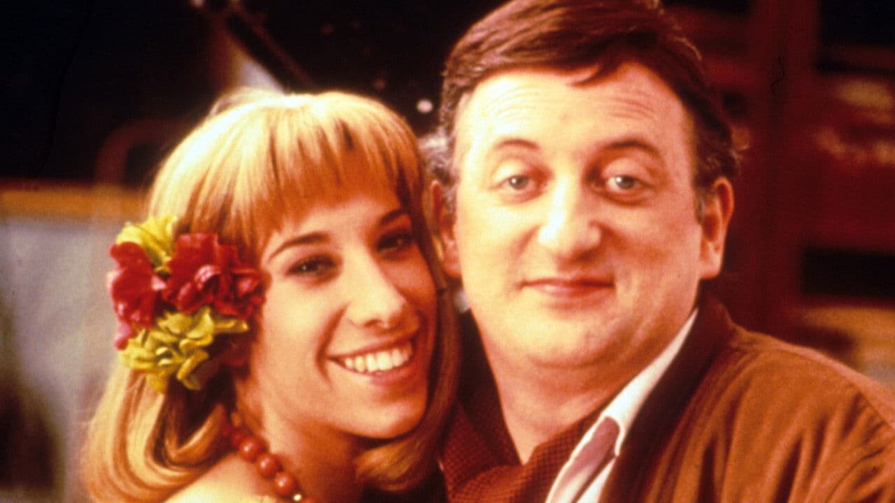 Poster backdrop for La duquesa roja