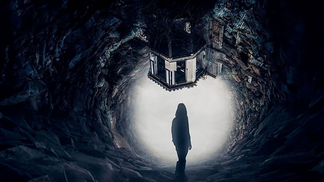 Poster backdrop for A casa