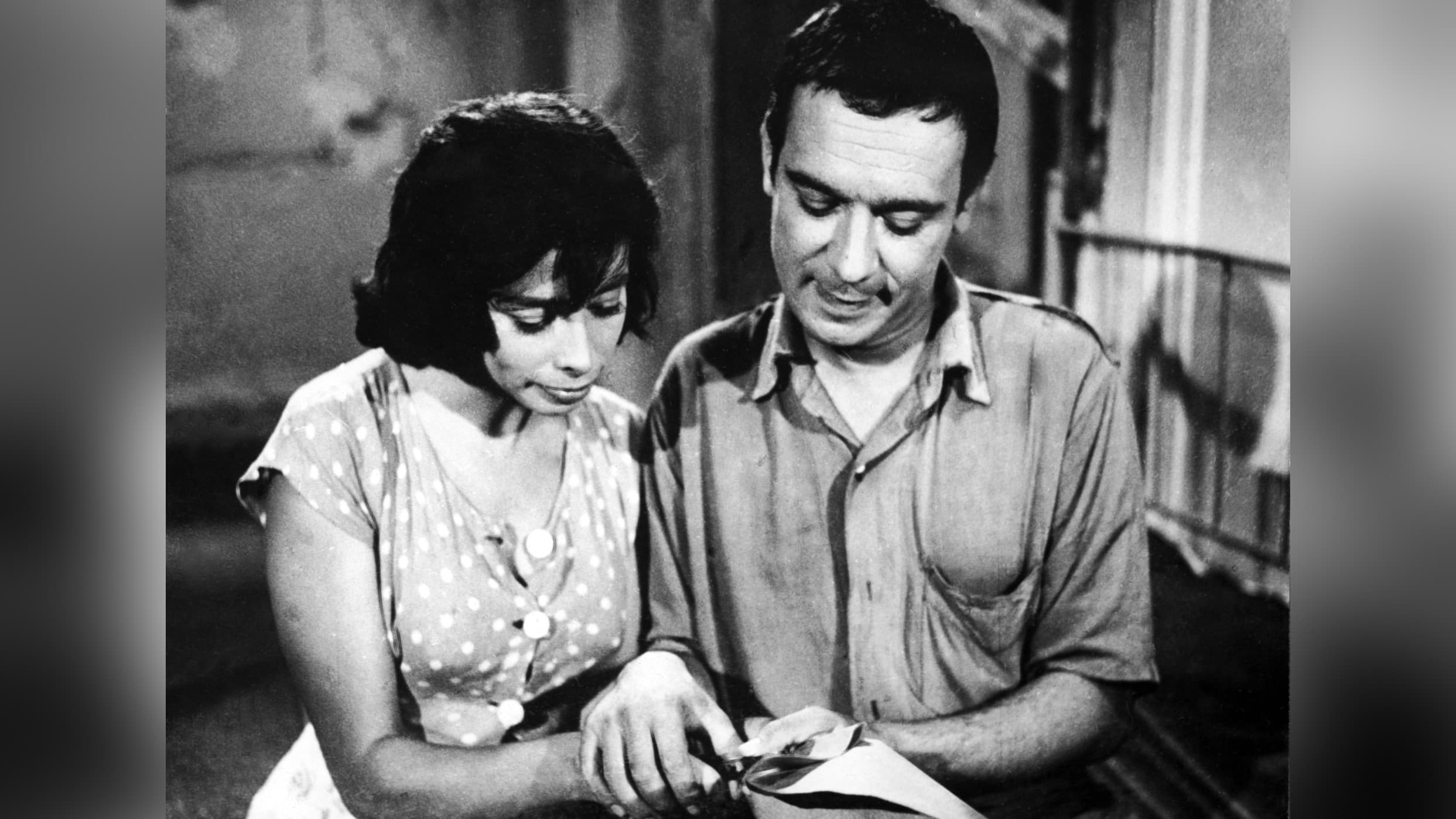 Poster backdrop for Dom Roberto