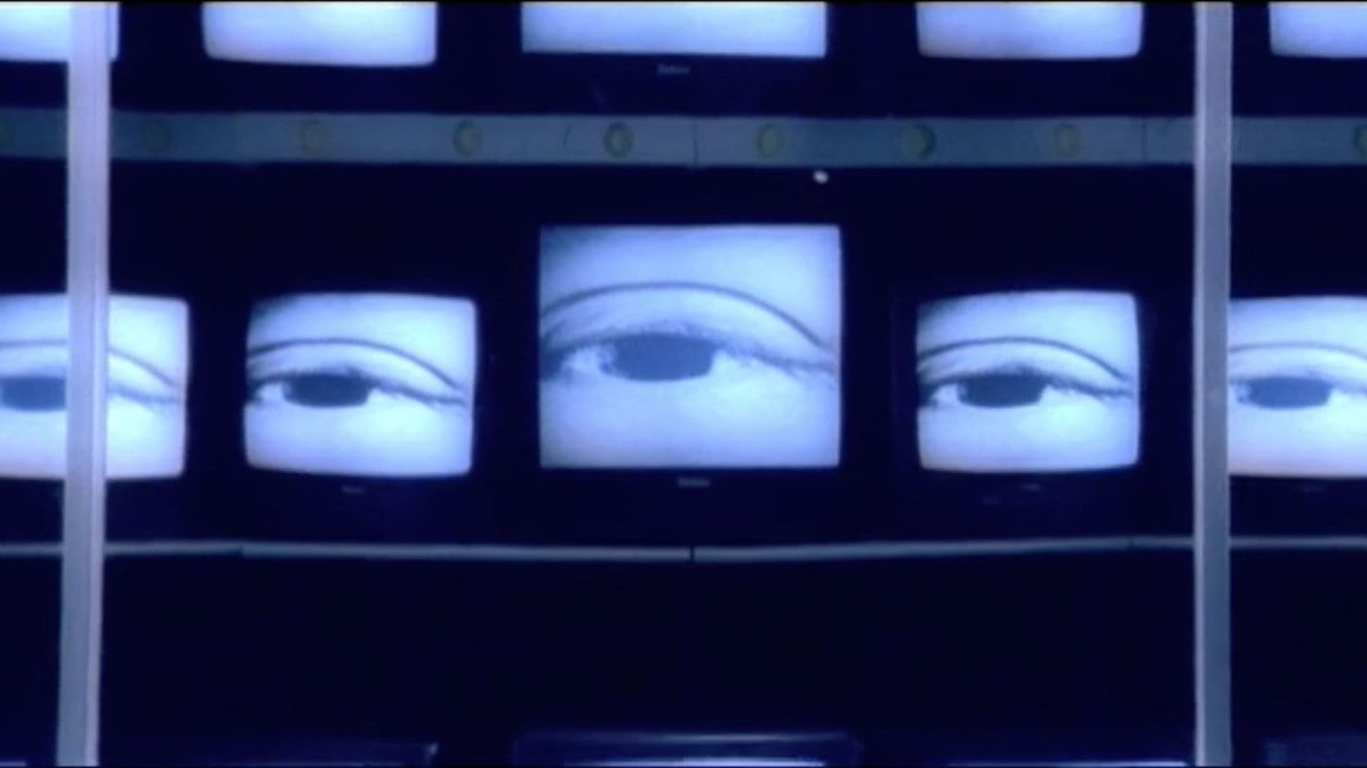 Poster backdrop for Reves