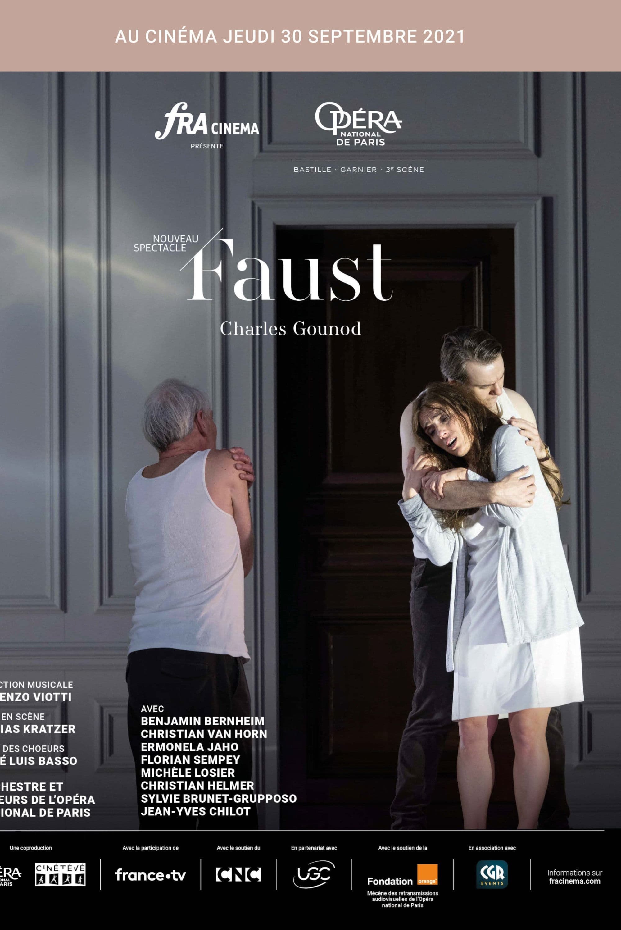 Poster backdrop for Faust (Opéra Bastille)