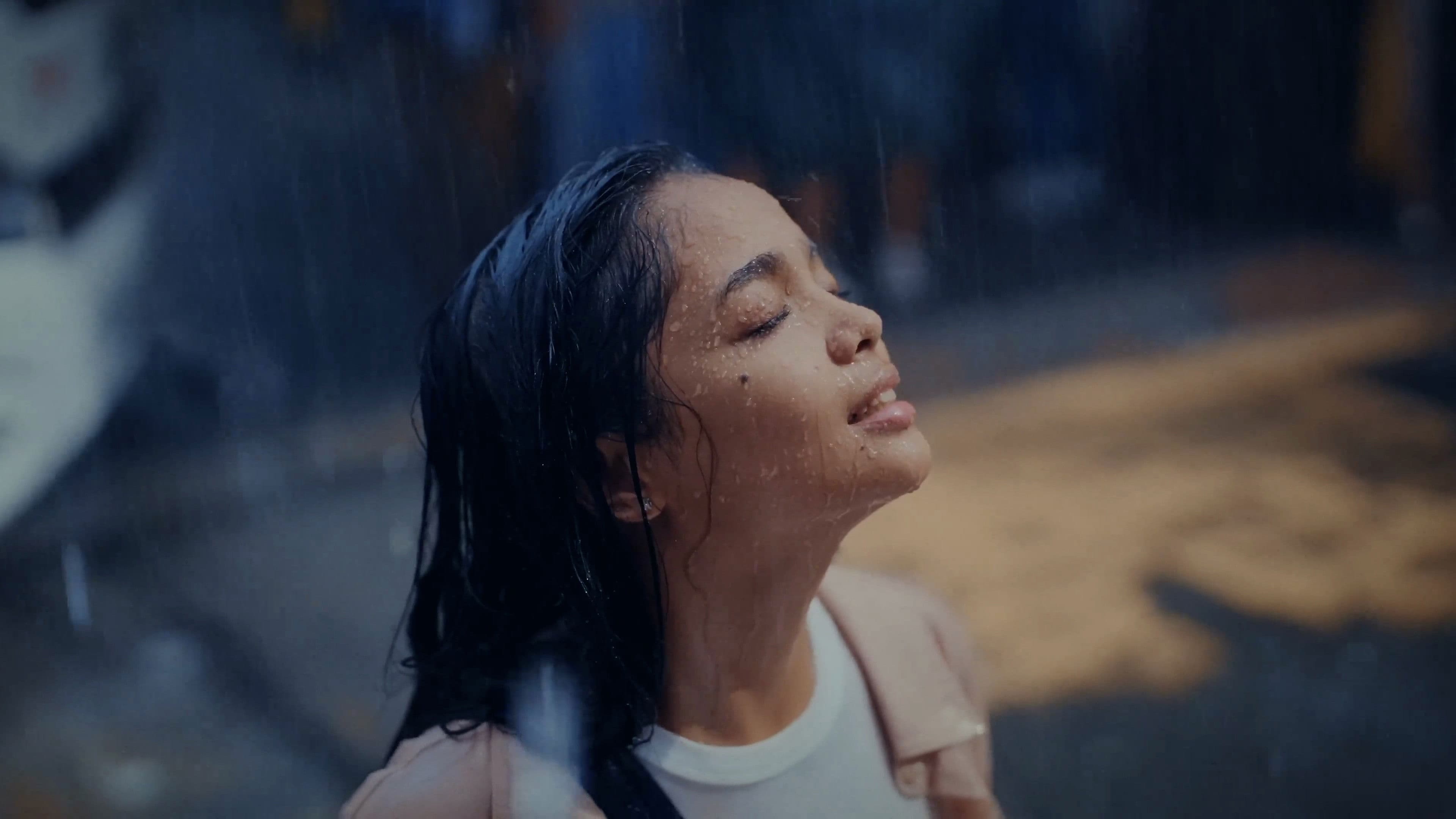 Poster backdrop for Balahibong Pusa