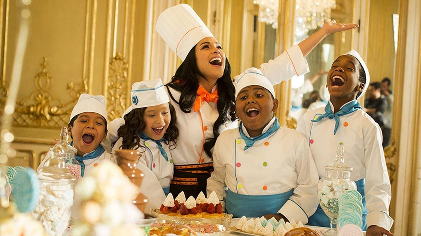 Poster backdrop for Una Navidad en verano