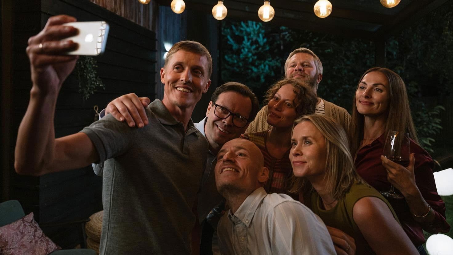 Poster backdrop for Perfect Strangers