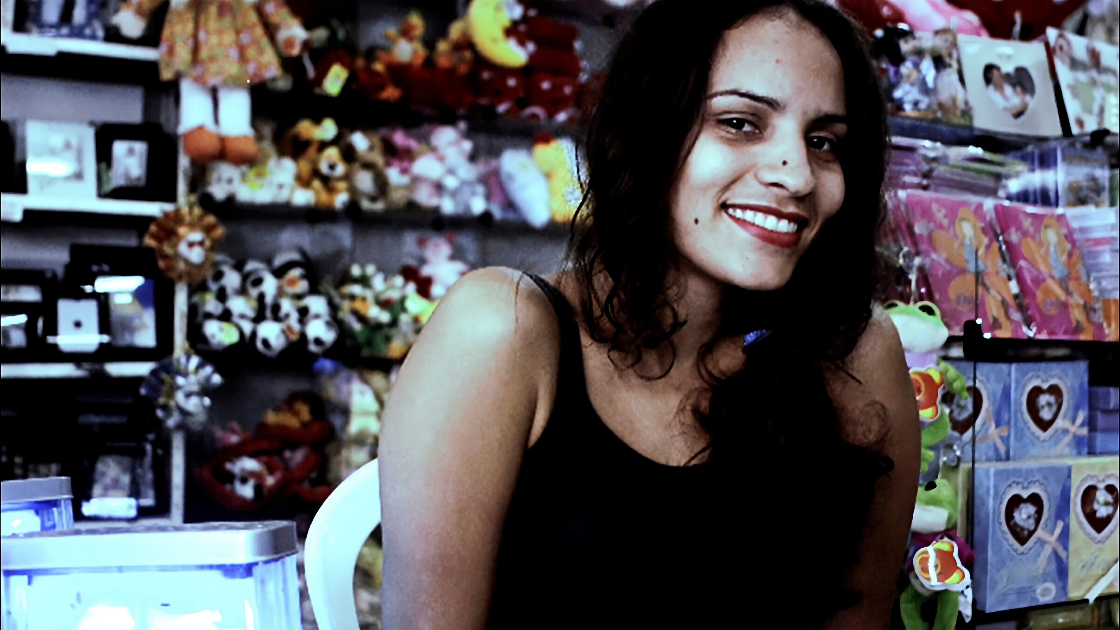 Poster backdrop for I Travel Because I Have to, I Come Back Because I Love You