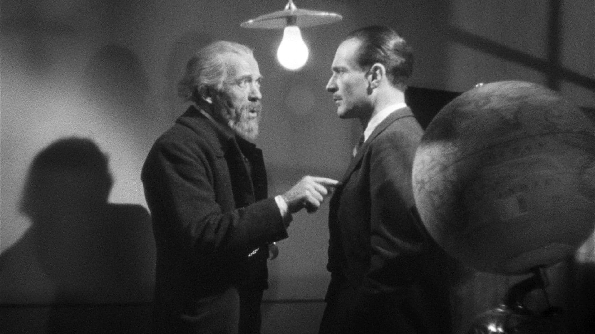 Poster backdrop for Le Corbeau