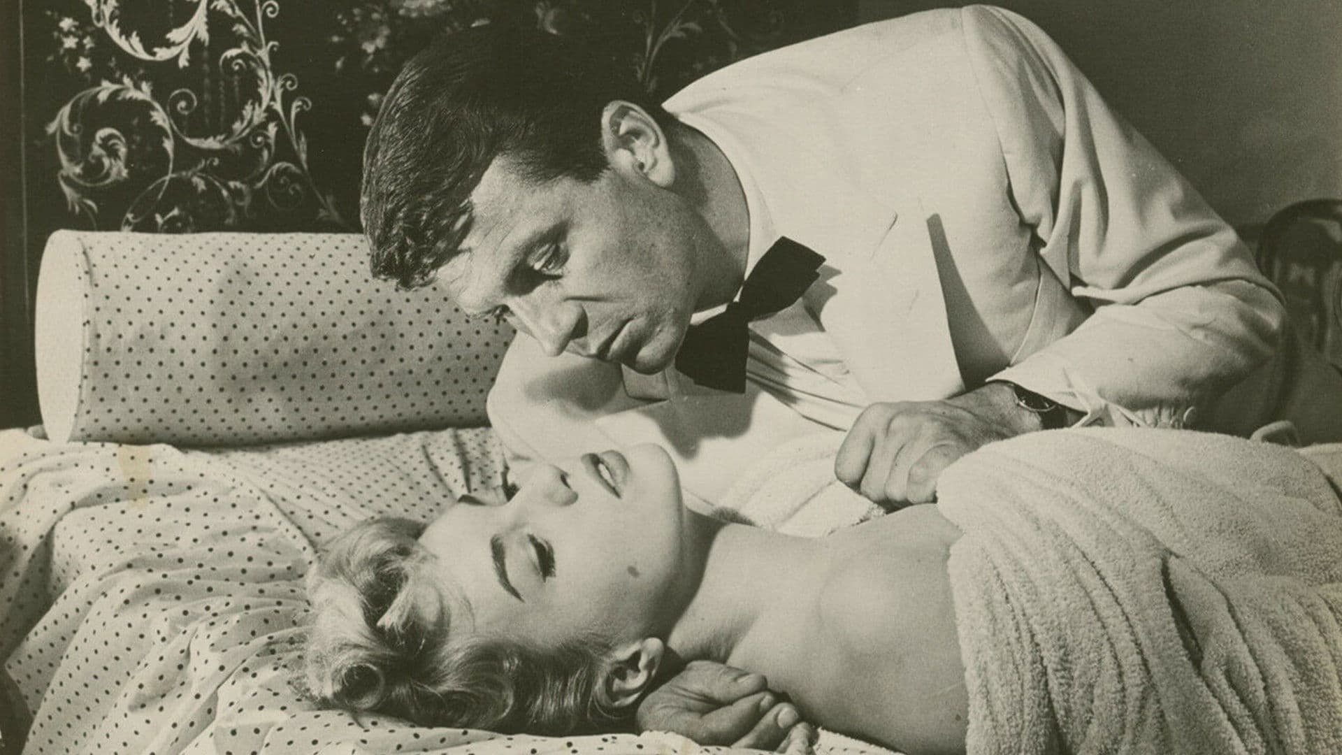 Poster backdrop for A Kiss for a Killer