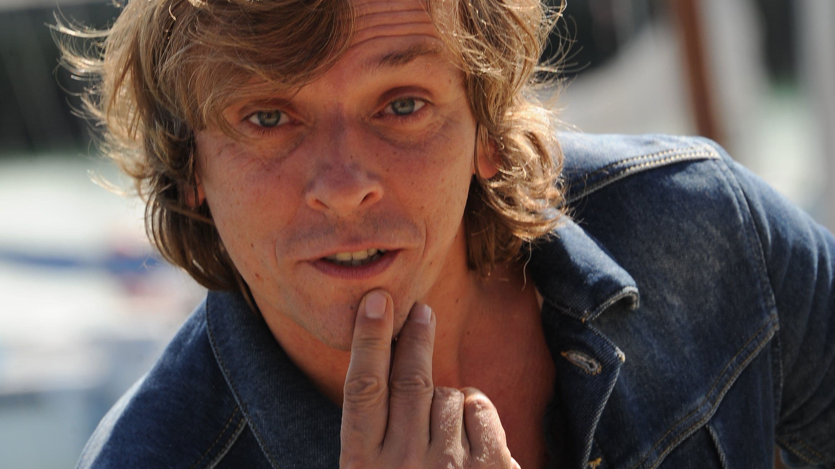 Poster backdrop for D'un monde à l'autre