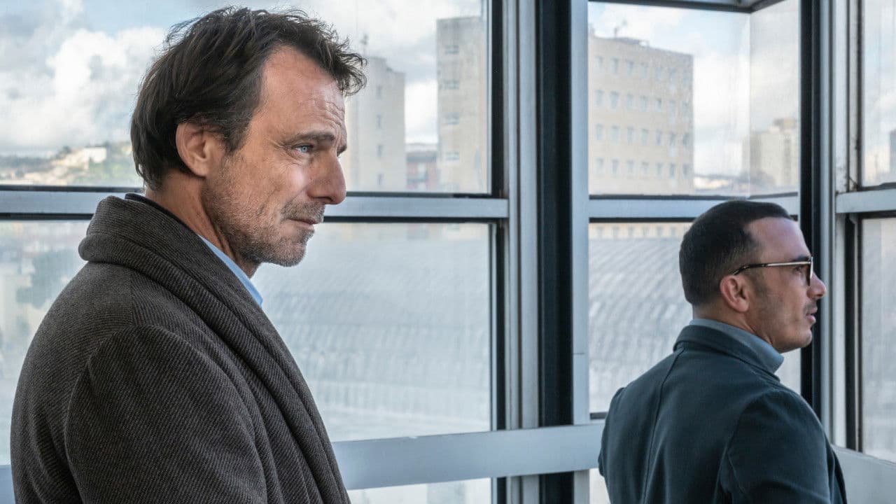 Poster backdrop for La cura