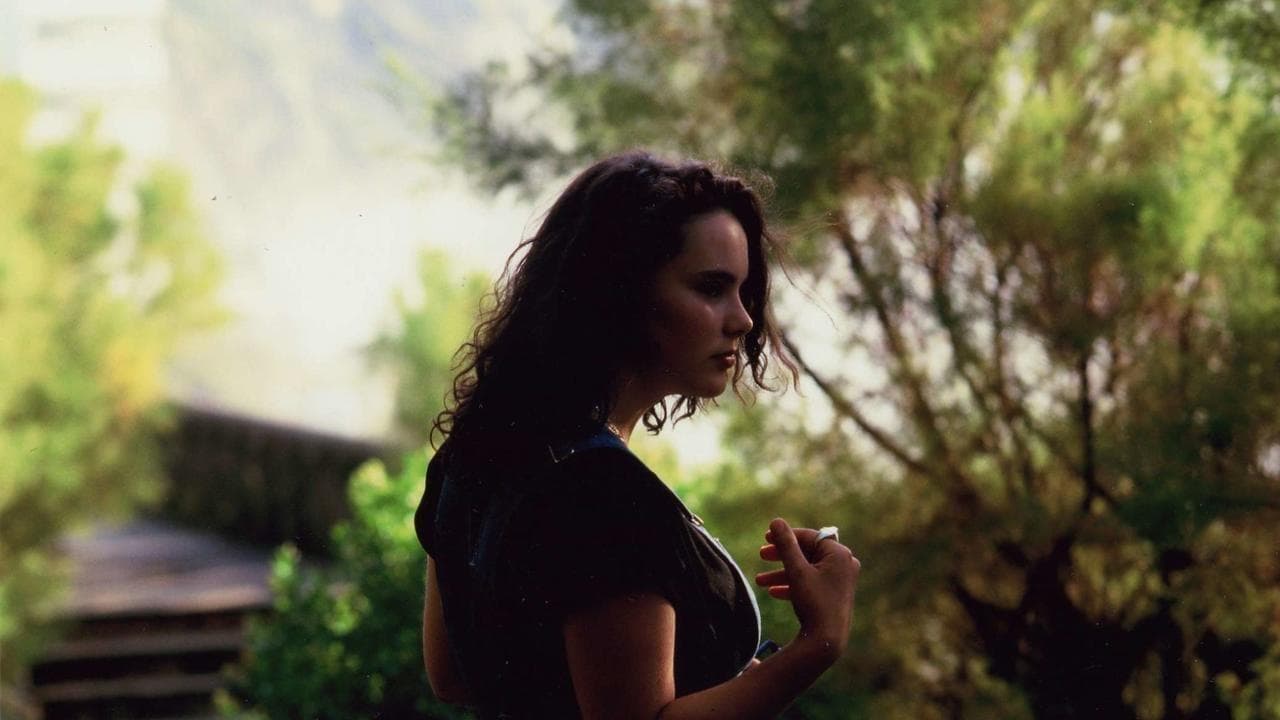 Poster backdrop for 36 Fillette