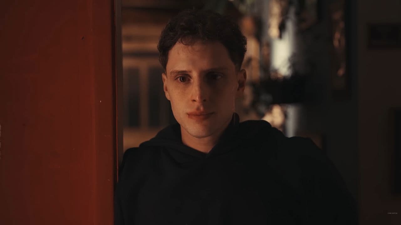 Poster backdrop for Começo Do Caos