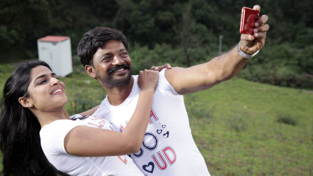 Poster backdrop for Meendum