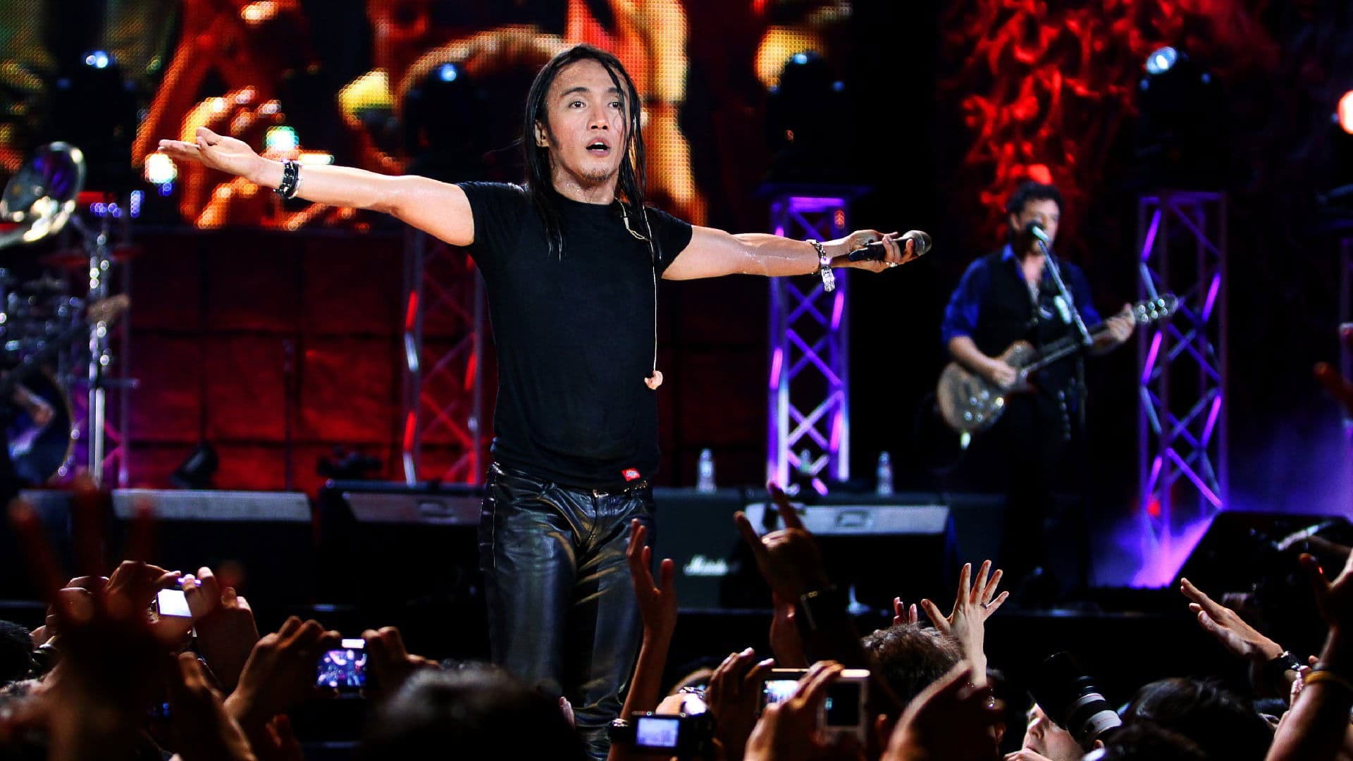 Poster backdrop for Don’t Stop Believin’: Everyman’s Journey