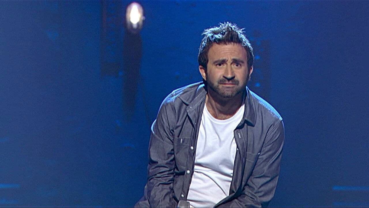 Poster backdrop for Mathieu Madénian - One man show au Palace