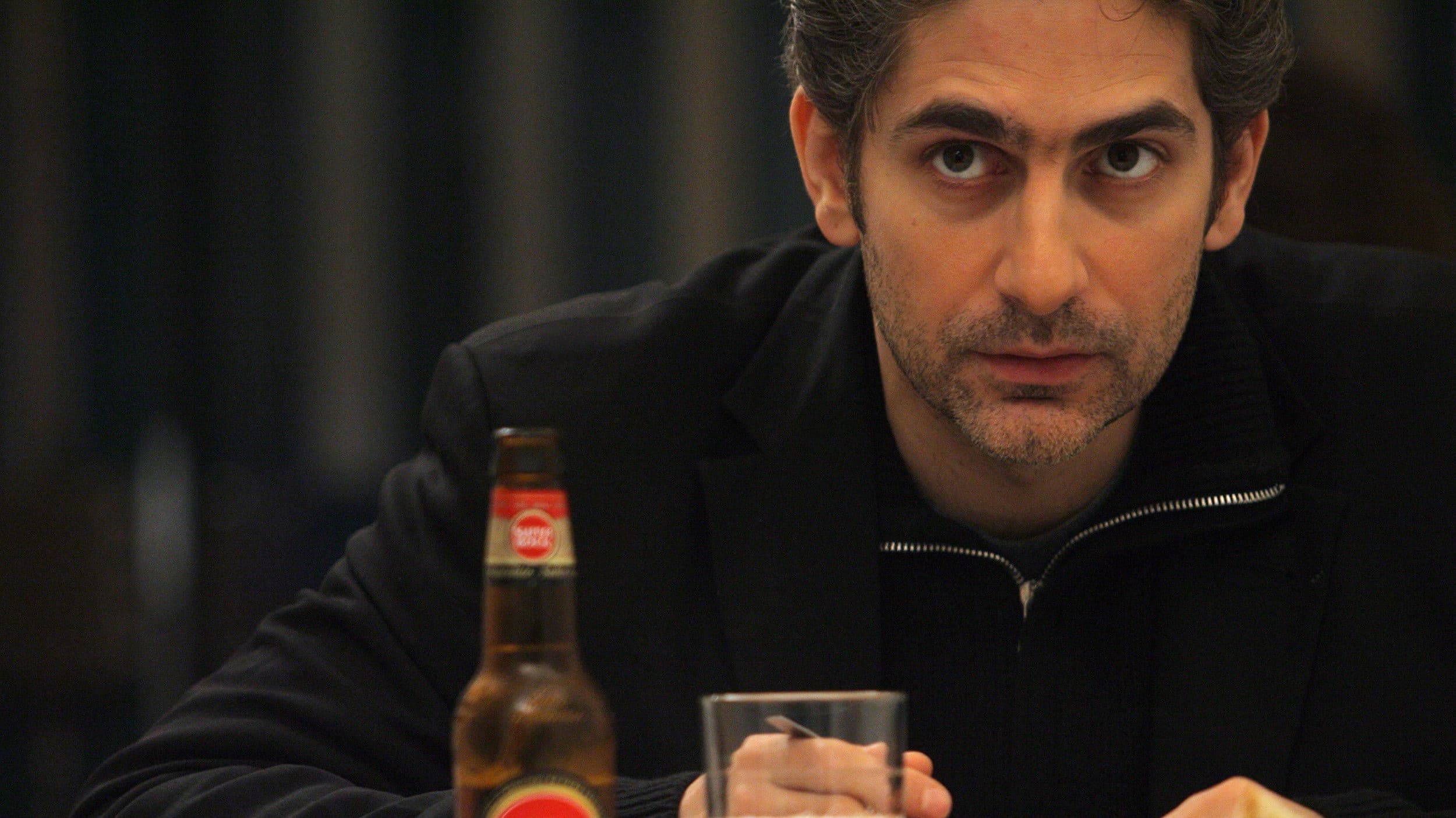 Poster backdrop for The Lovebirds