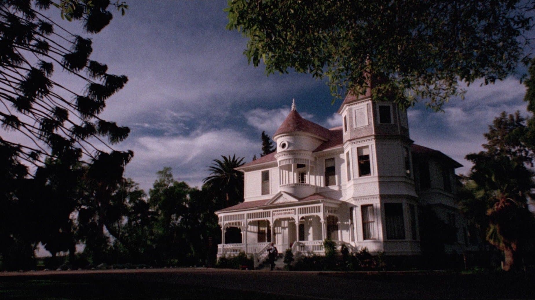 Poster backdrop for The Return of Count Yorga