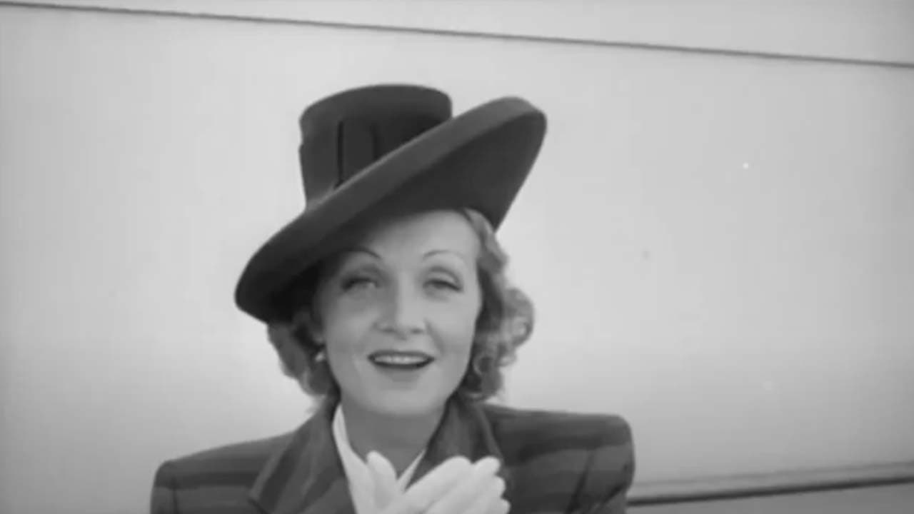 Poster backdrop for The Fashion Side of Hollywood