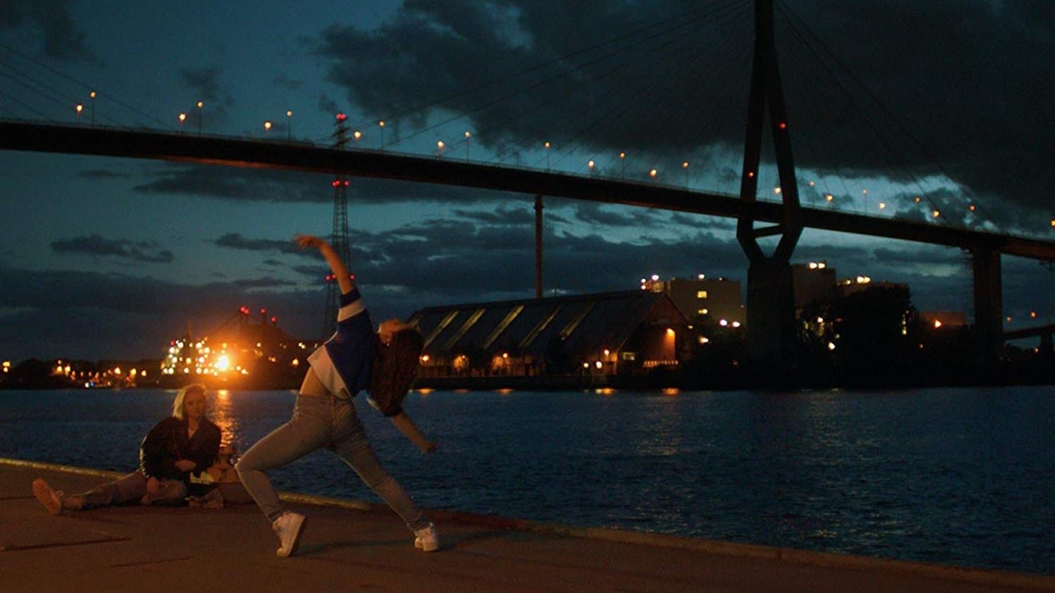 Poster backdrop for Bonnie and Bonnie