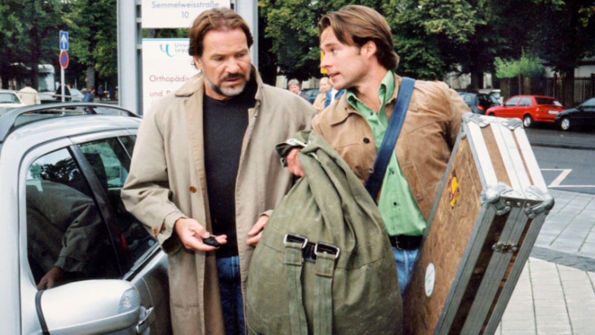 Poster backdrop for Liebe ist die halbe Miete