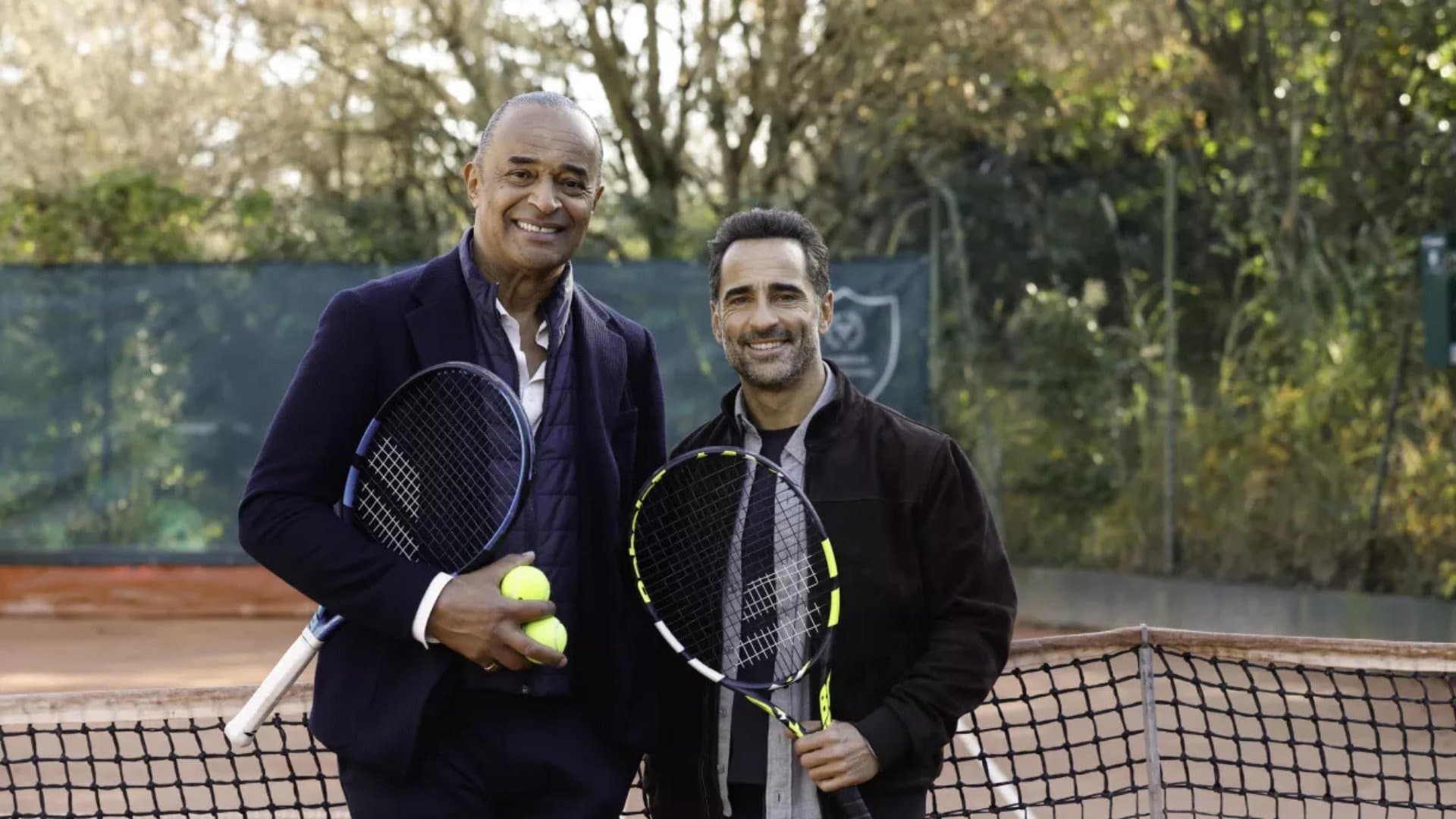 Poster backdrop for Mort sur terre battue