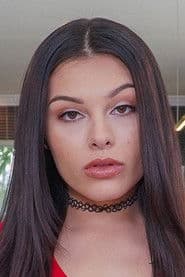 Actor Reyna Delacruz