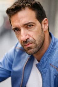 Actor Alberto Mateo