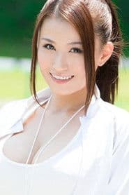 Actor Asuka Aida