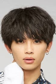 Actor Naoya Kusakawa