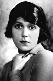 Actor Helen Montrose
