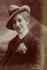 Actor Aimée Campton