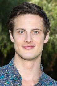 Actor Aren Buchholz as Nolan