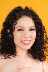 Actor Satine Summers