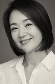 Actor Bae Jong-ok as Nam-woo's Mother (voice)