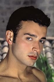 Actor Diego Pastores