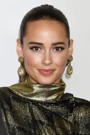 Actor Chelsea Gilligan