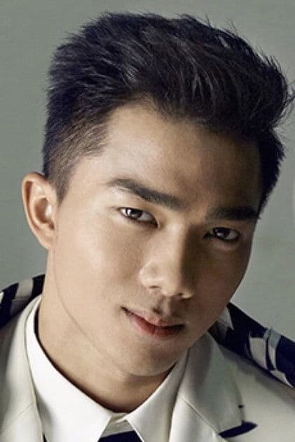 Actor Chanathip Songkrasin