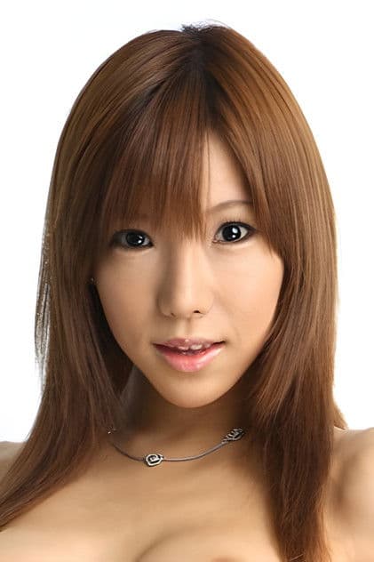 Actor Serina Hayakawa