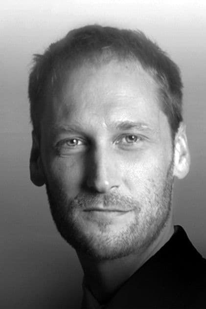 Actor Attila Peter Miklosy