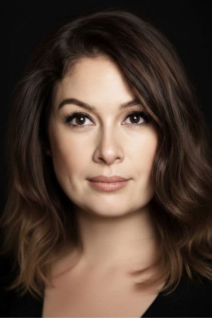 Actor Zeynep Gülmez