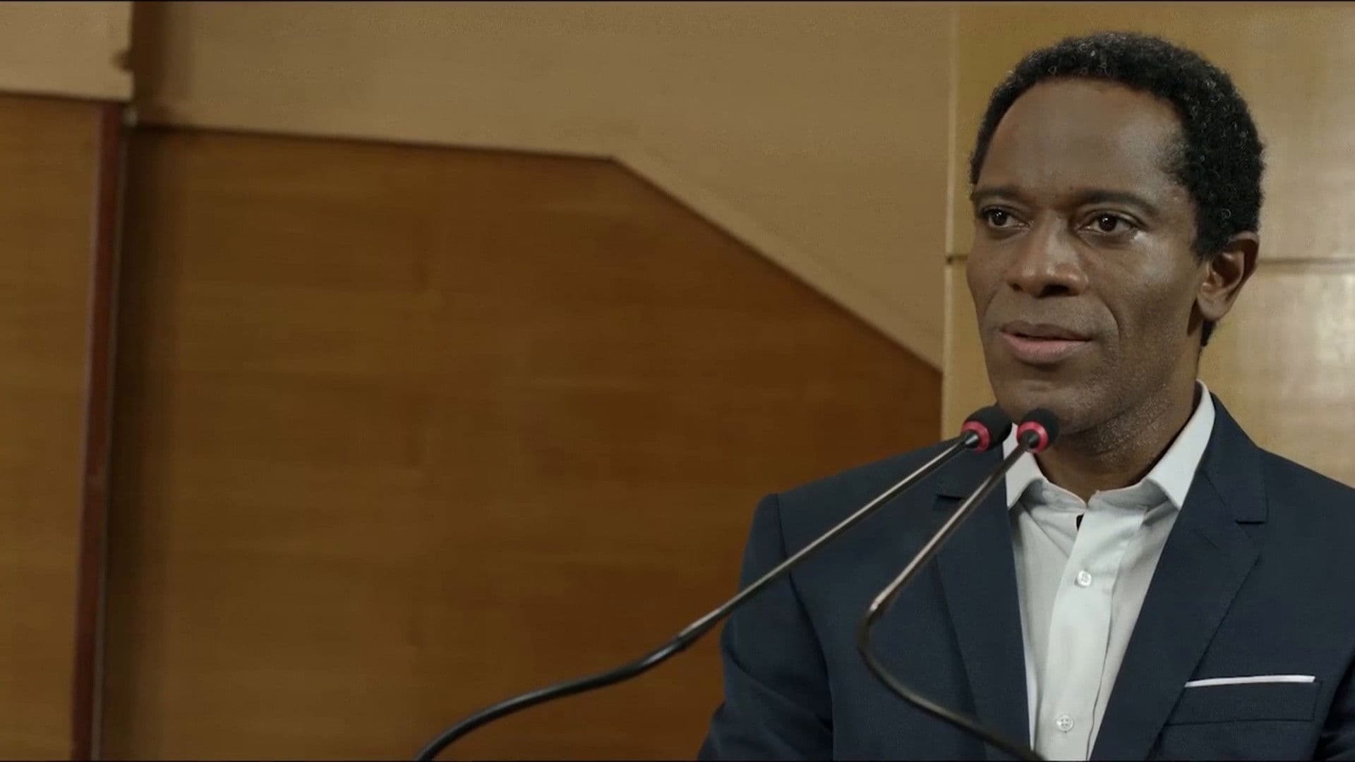 Poster backdrop for Abraço