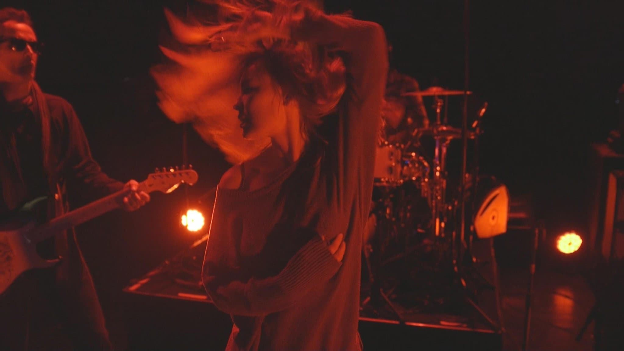 Poster backdrop for Alive in France