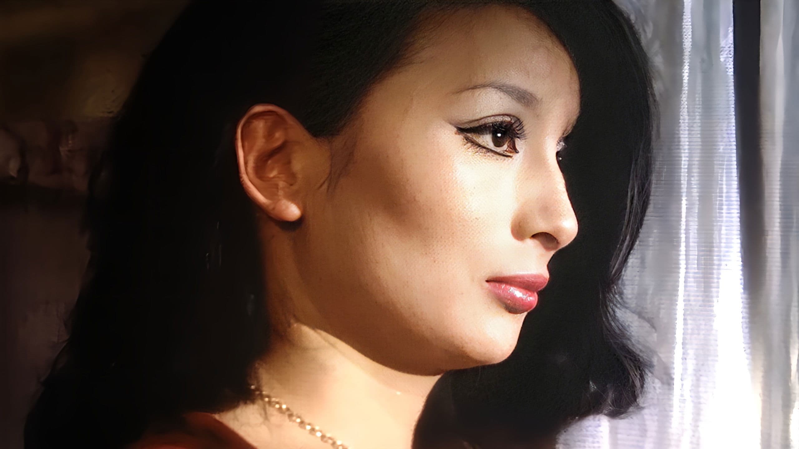 Poster backdrop for Karūseru Maki: yoru wa watashi o nurasu